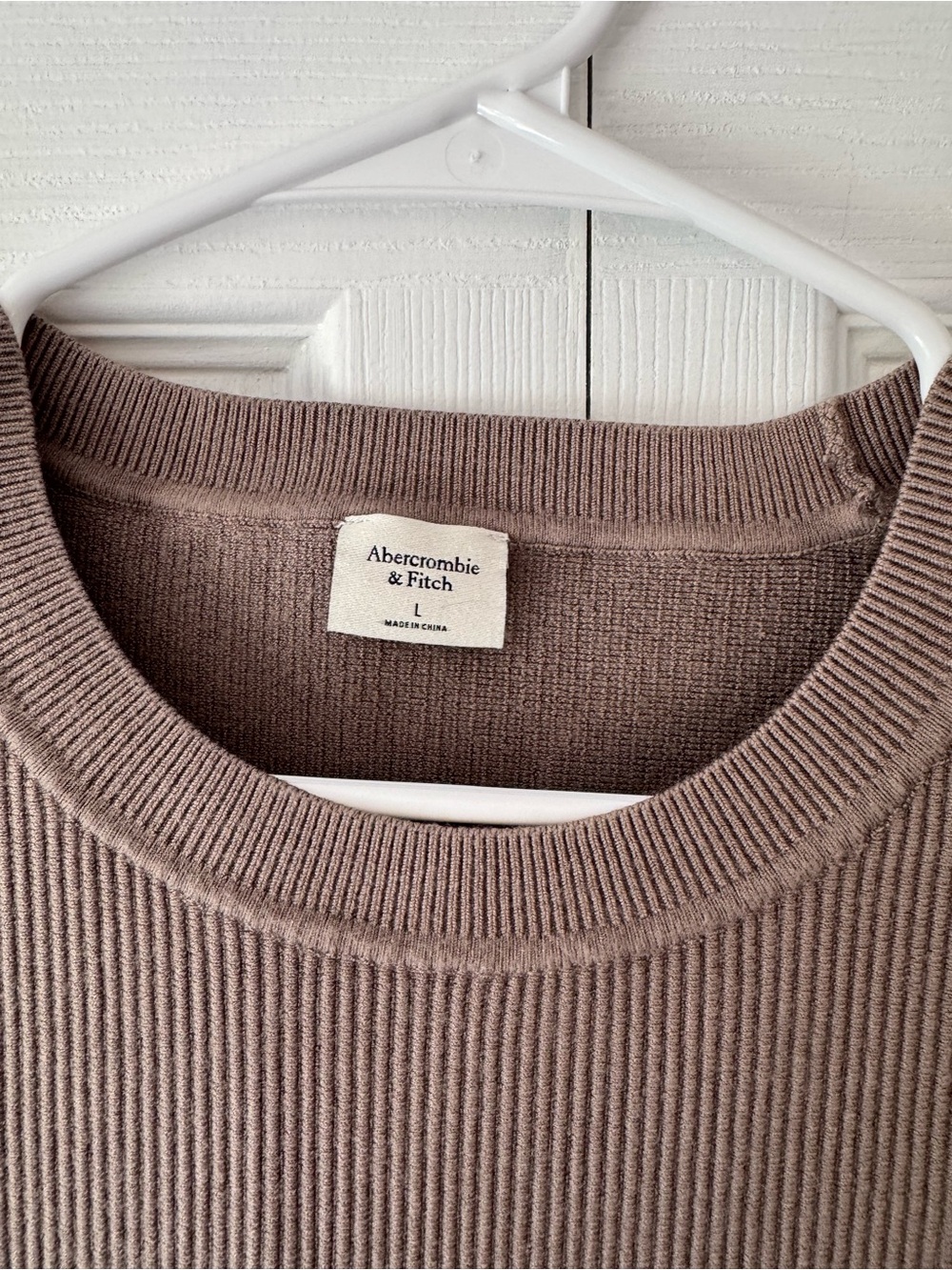 Abercrombie and Fitch Sleeveless Ribbed Knit Tank Top - Picture 3 of 5